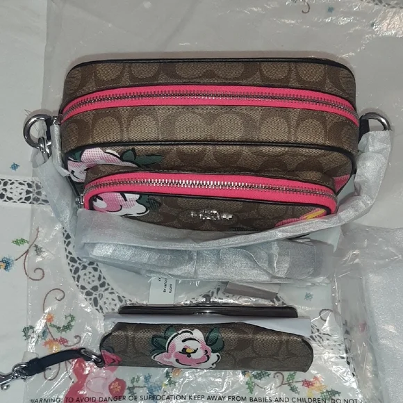 NWT Coach🌹Orig ($453)ROSE COURT CROSSBODY➕EYEGLASS CASE Pink and Red Blooms - Picture 11 of 15
